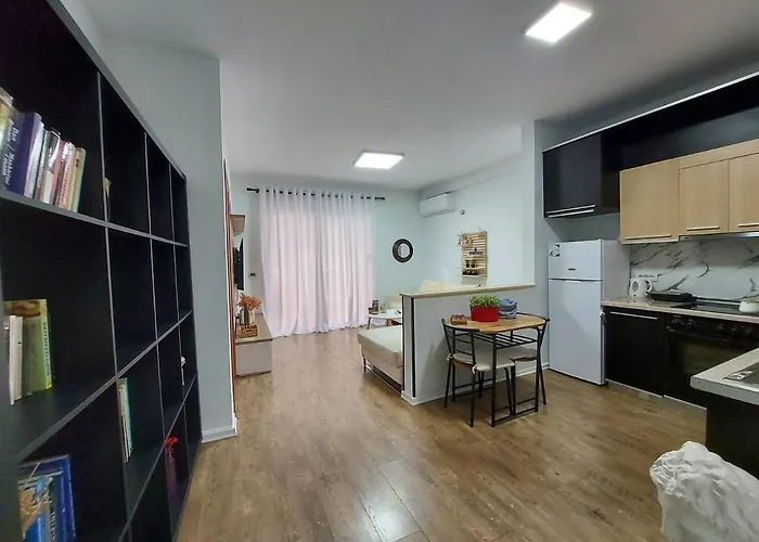 @likehome * Τίρανα